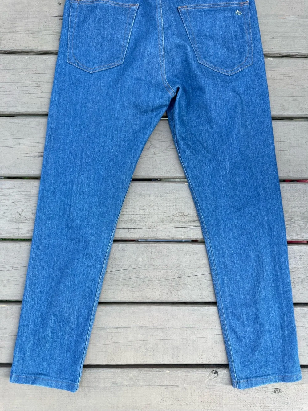 rag & bone Fit 2 Slim Straight Jeans in Raw Blue size 31